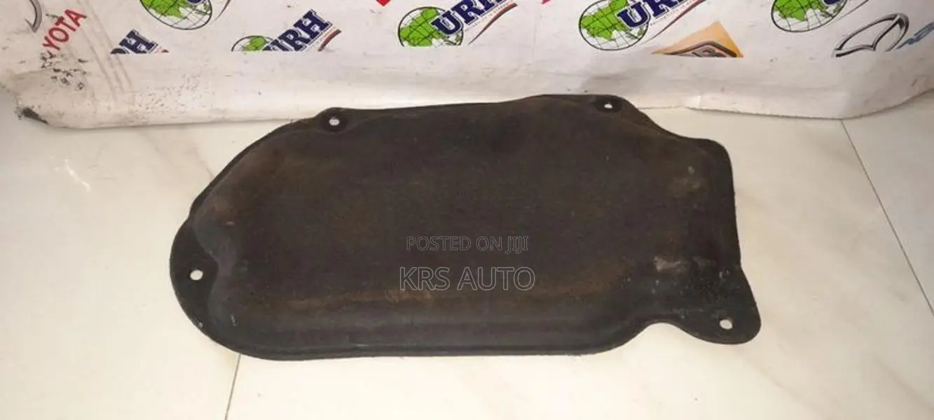 Honda Fit GP1 Bonnet Pad