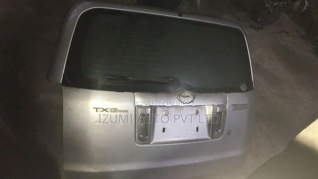 Toyota Pro Box (suceed) Dicky door