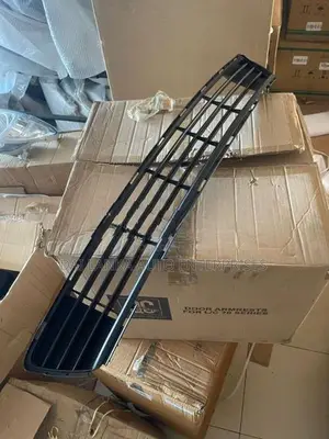 Toyota Corolla 141 2010 Lower Grille