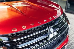 Outlander Bonnet Logo