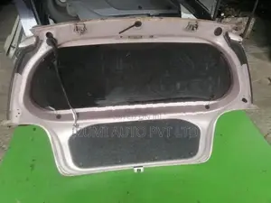 Toyota Vitz SCP10 Dicky Door with Spoiler