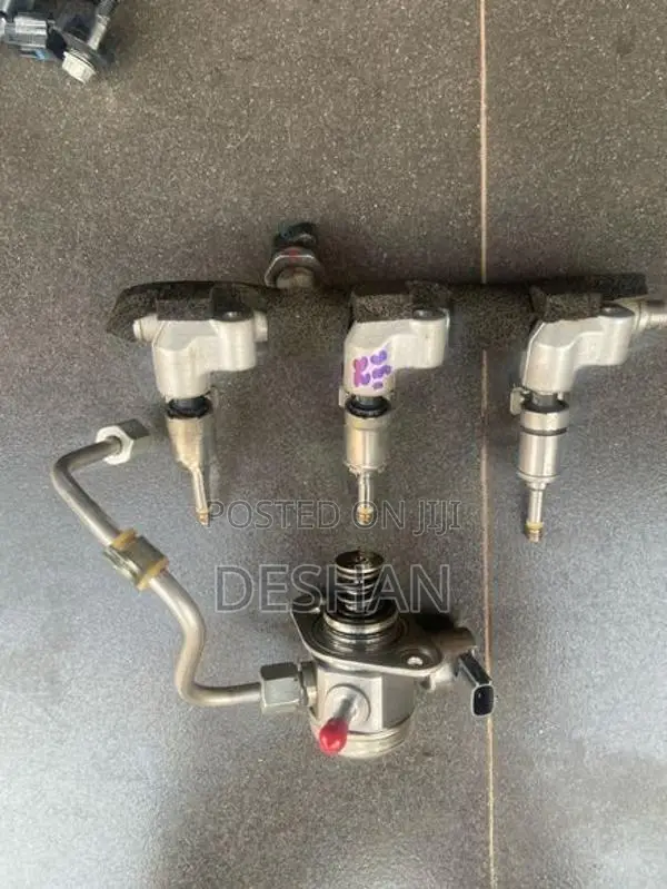 Suzuki Swift Rs belino vitara s croos Fuel Injector set