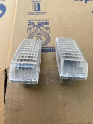 Benz W 202 124 Fenders Signal Lights