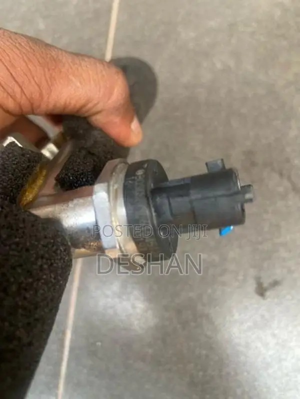 Suzuki K10c Engine Fuel Pressure Sensor with Rail Injector