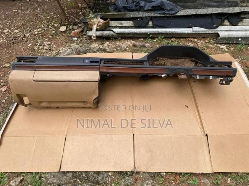 Benz W 124 Dash Board