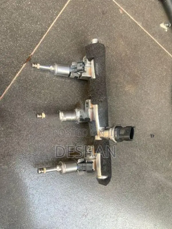Suzuki Swift Rs belino vitara s croos Fuel Injector set