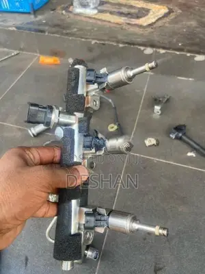 Suzuki Swift Rs belino vitara s croos Fuel Injector set