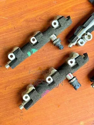 Suzuki K10c Engine Fuel Pressure Sensor with Rail Injector