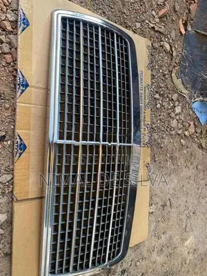 Benz W 124 Front Shell
