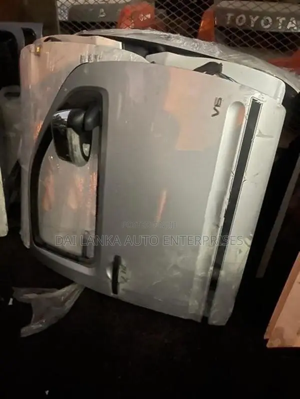 Nissan Navara Door Panel