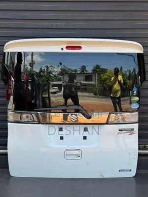 Suzuki Spacia Mk42s Custom Dicky Door Complete