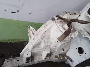 Toyota Aqua Right Side Bulk Head