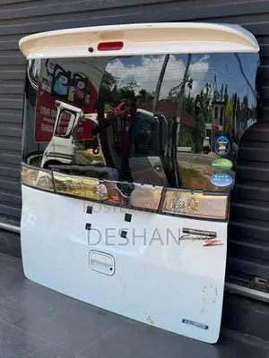 Suzuki Spacia Mk42s Custom Dicky Door Complete