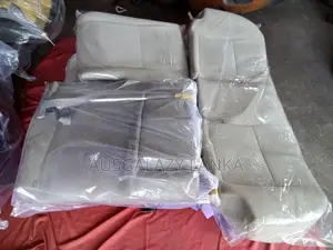 2007 Toyota prius seat set