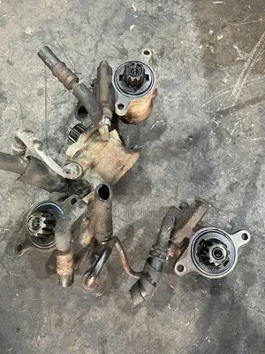 Toyota Prado 95 Power Steering Pump