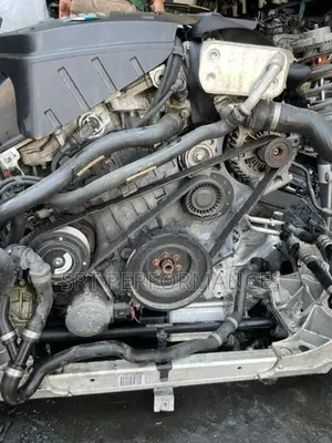 BMW F10 523i Engine