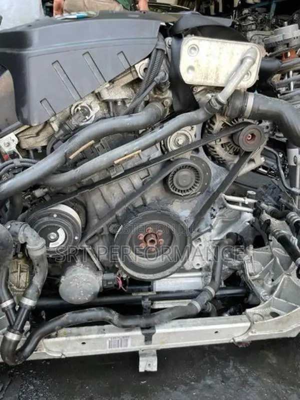 BMW F10 523i Engine