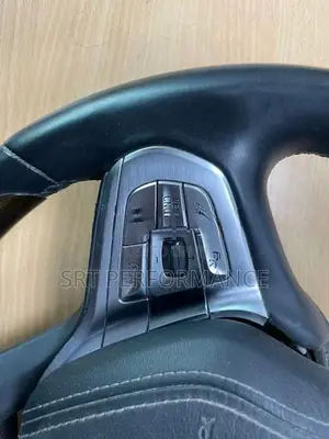 BMW G11/12 740Le steering wheel