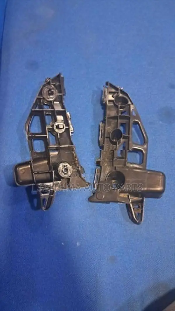Prius 40 ( Alpha ) Front Retainer