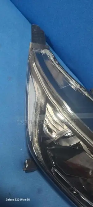 CRV Head Lamp (Scoop)