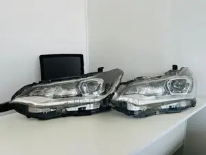 Toyota Axio 165 (596) Head Lights