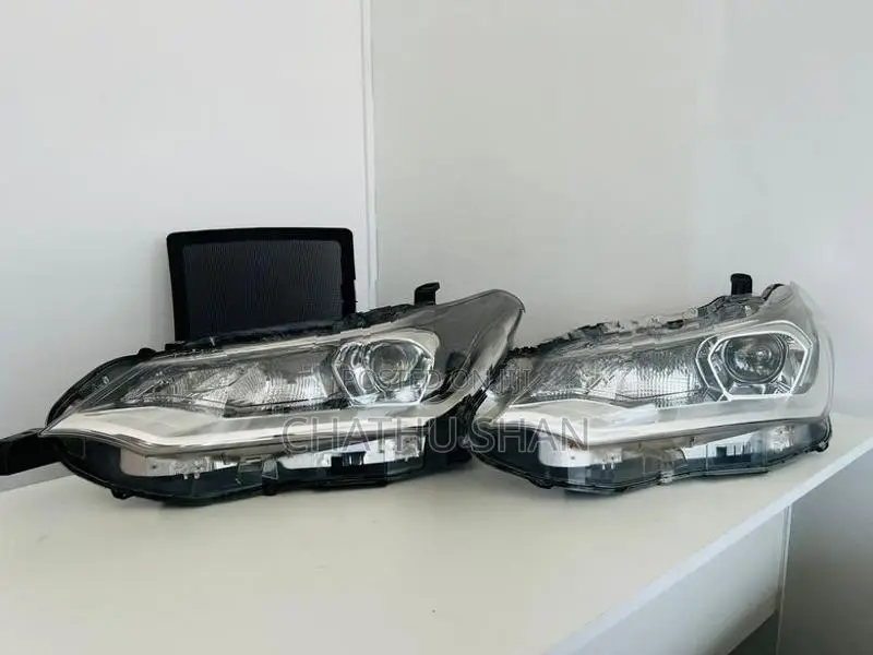 Toyota Axio 165 (597 ) Head Light