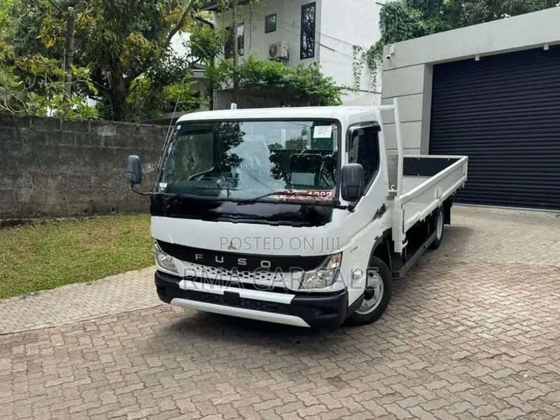 Mitsubishi Fuso canter 2023