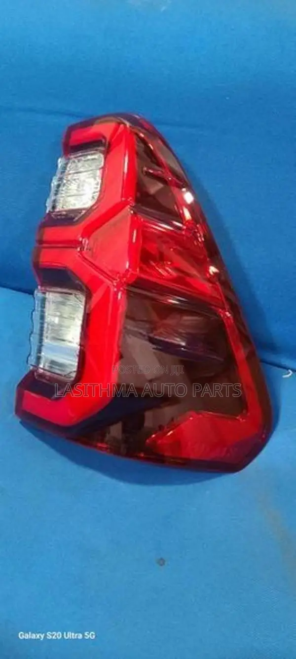 Hilux Roco Tail Lamp (2021)