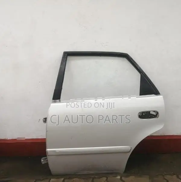Toyota Sprinter 110 Door Panels