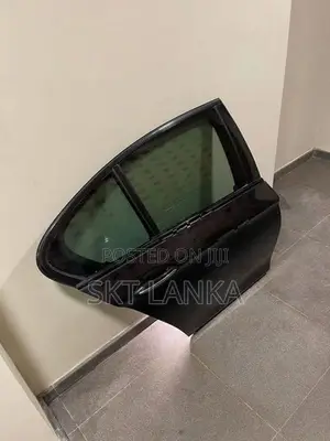 Genuine BMW 520d 523i 2014 F10 complete door - D/S rear