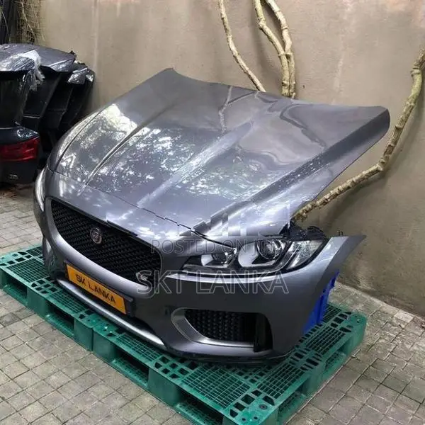 Jaguar F Pace R Sport 2019 front face cut BUMPER BONNET HEADLIGHT