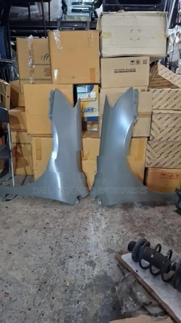 Toyota Premio 260 Fender