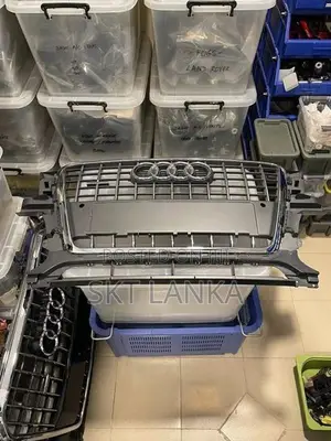 Genuine Audi Q5 2012 Main Grille - Brand New Q2 Q3 Q7 A3 A4 A5 A6