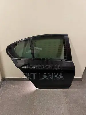 Genuine BMW 520d 523i 2014 F10 complete door - D/S rear