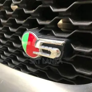 Jaguar F Pace R Sport 2019 front face cut BUMPER BONNET HEADLIGHT
