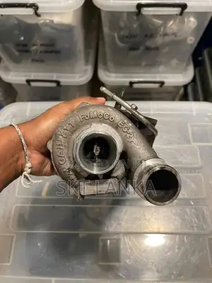 Genuine Discovery 4 2013 3.0lt Engine Primary Turbo VELAR SPORT VOGUE