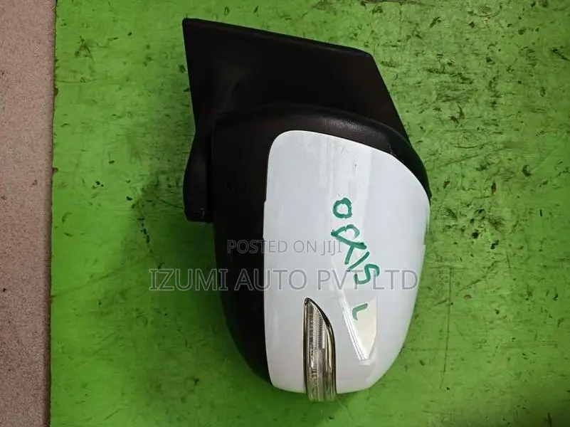 Daihatsu Mira LA 300 Left Side Winker Mirror