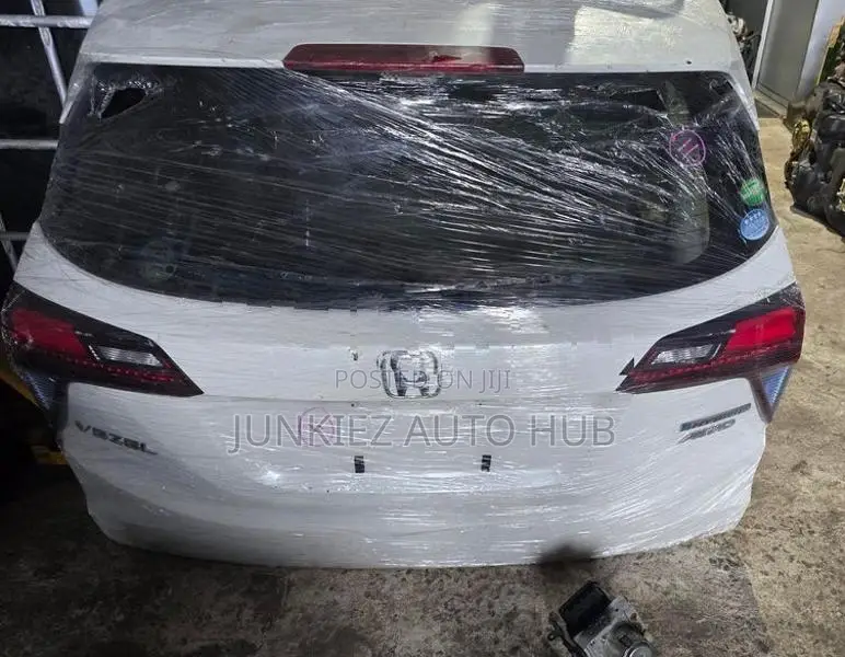 honda vezel dicky door ru3 ru4