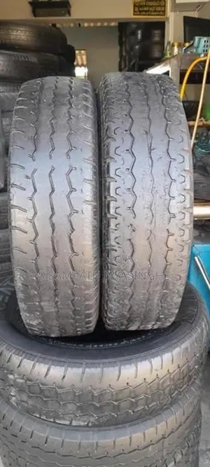 155/12/8 CEAT Tyre Set