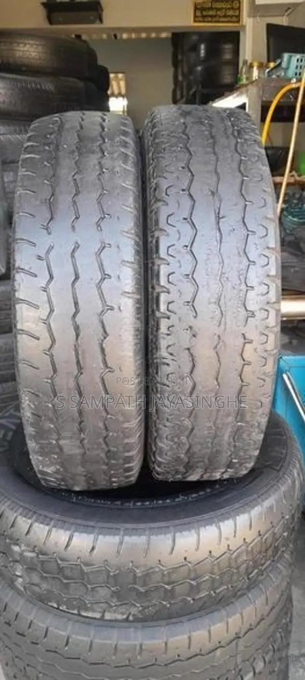 155/12/8 CEAT Tyre Set