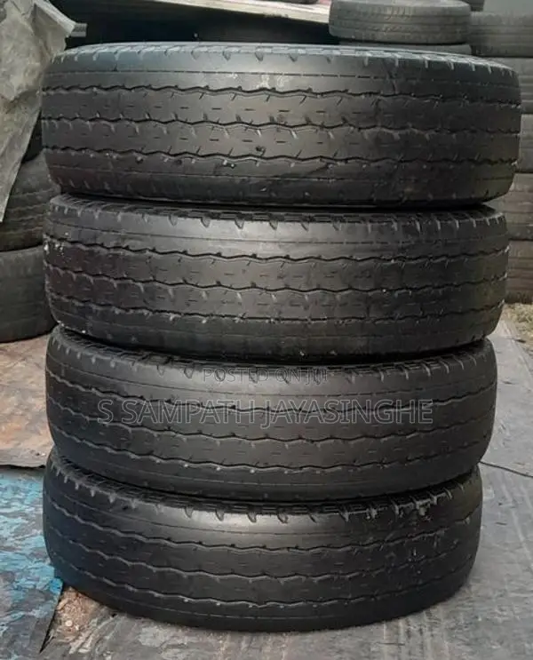 195/15 Bridgestone Tyre Set