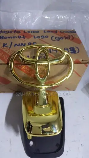Lc 100 Bonnet Logo Gold