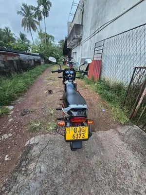 Bajaj CT100 2024
