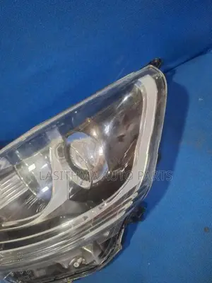 Axia Head Lamp
