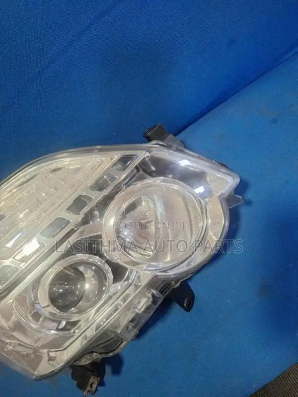 X Trail Old Head Lamp