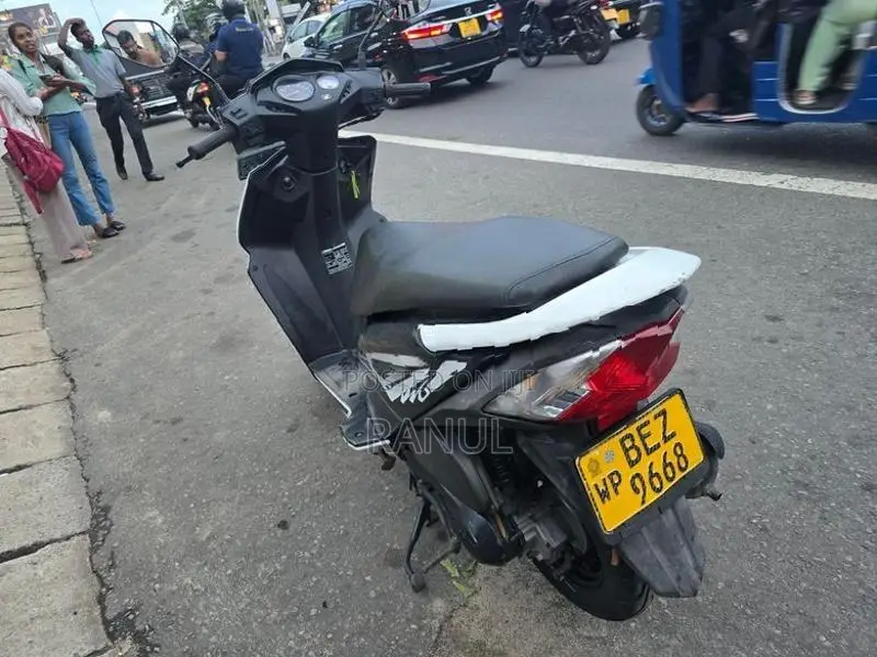 Honda Dio 2017