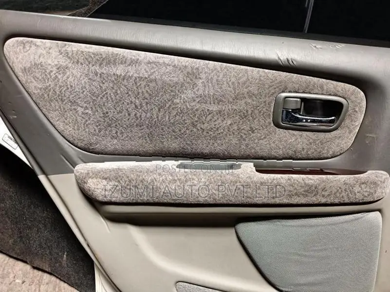 Toyota Crown Gx100 Four Door pannels with handles and weather stripes