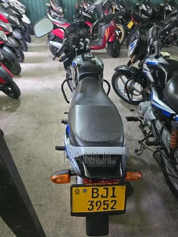 Bajaj CT100 ct 100 2025