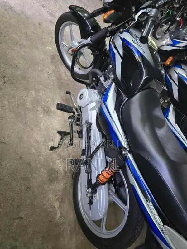 Bajaj CT100 ct 100 2025