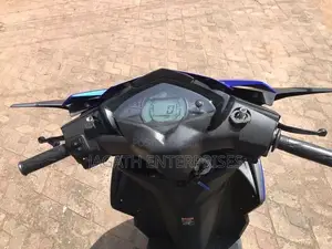 Yamaha Ray ZR Deep purplih Blue 2025